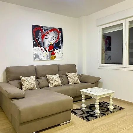 Homestay Frente Estacion De Tren Joaquin Sorolla Valencia